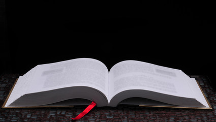 幼儿园孩子的家长会上家长该说什么感想？