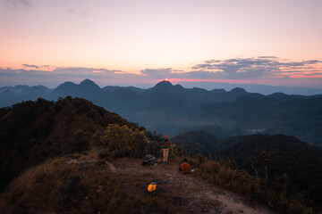 二建高温施工的判定